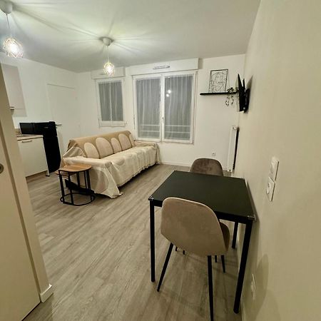 Studio Moderne Et Tout Equipe, Proche Du Rer, Paris & Aeroport D'Orly En 20 Min, Lit Bebe Sur Demande Vitry-sur-Seine Exterior foto